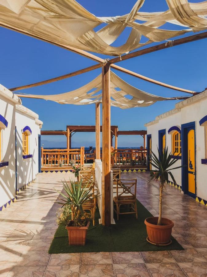 Neptune Hotel Дахаб Екстериор снимка